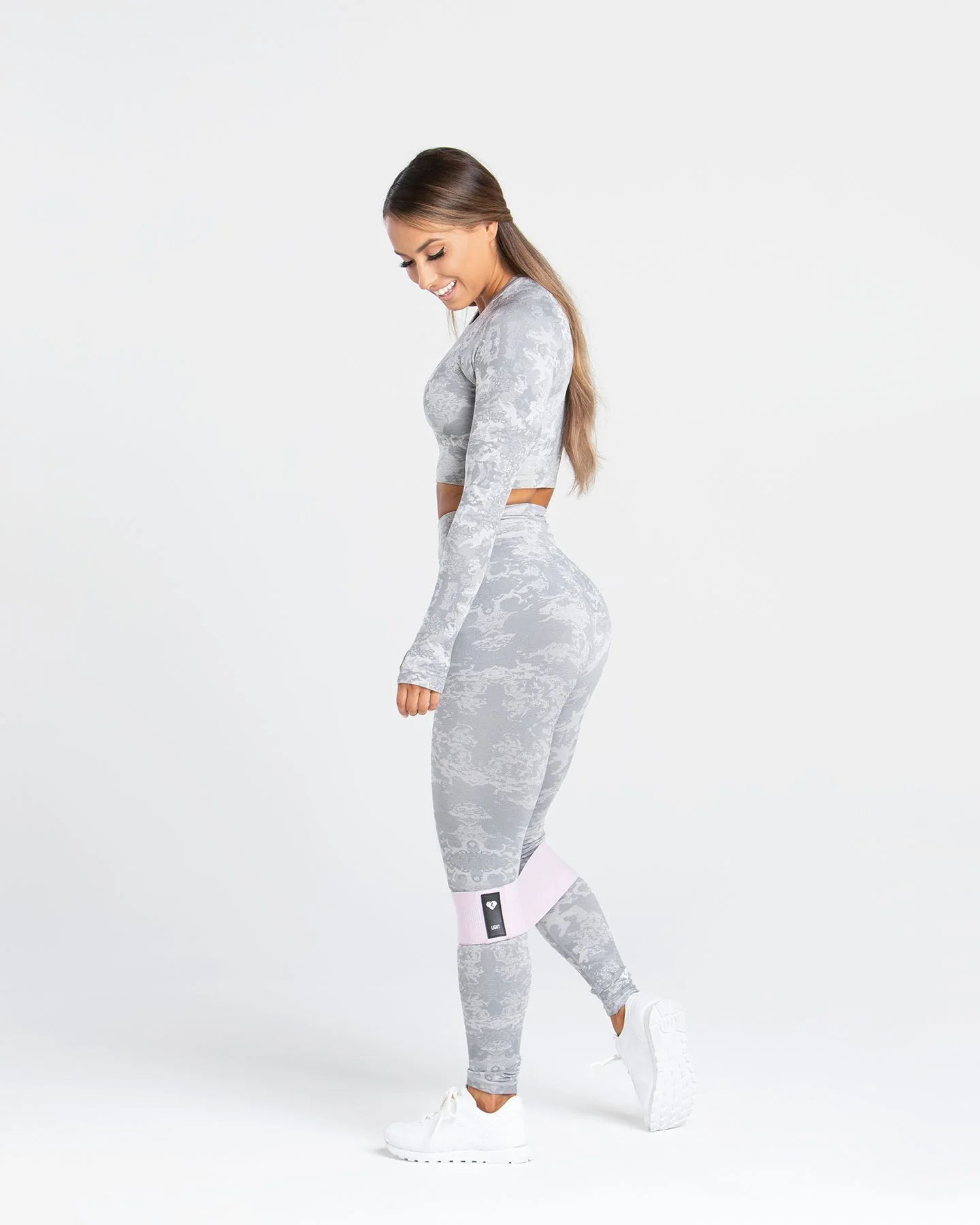 Short Resistance Band - Light | Light Pink - Image 5